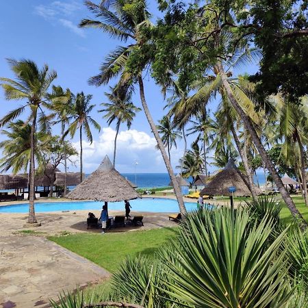 Cocoa Luxury Resort, Nyali, Mombasa Exterior foto