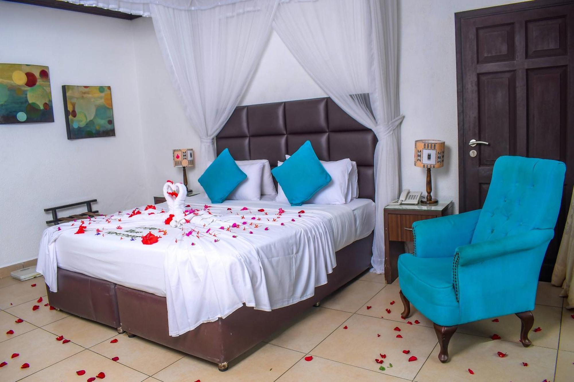 Cocoa Luxury Resort, Nyali, Mombasa Exterior foto